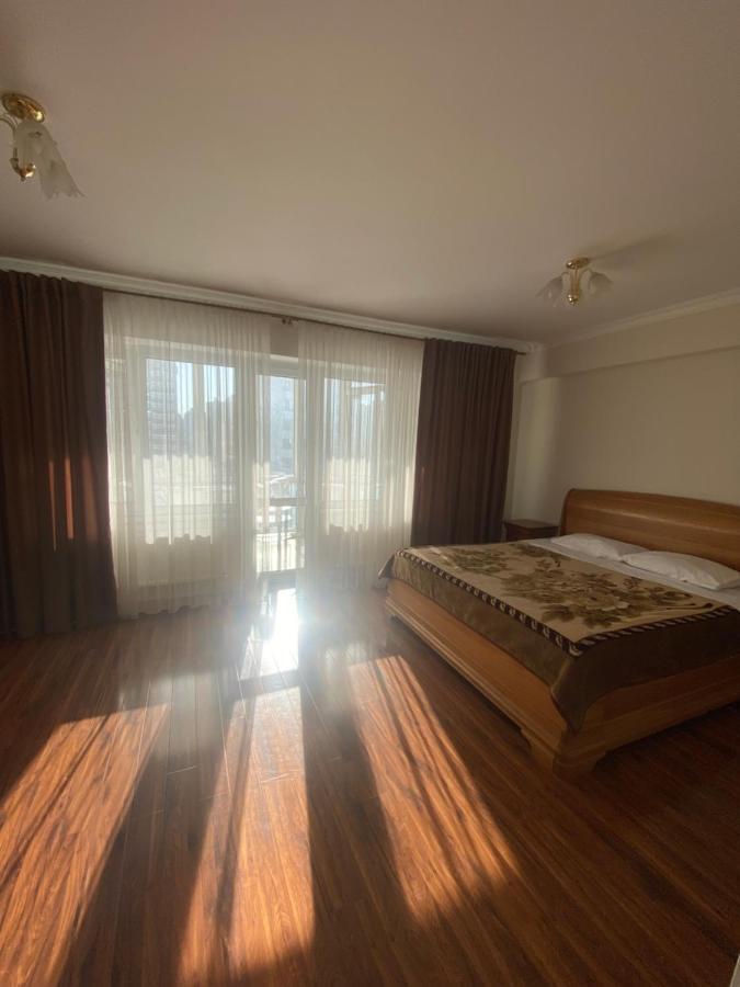 צ'יסינאו Appartement Avec 2 Chambres En Centre Ville מראה חיצוני תמונה